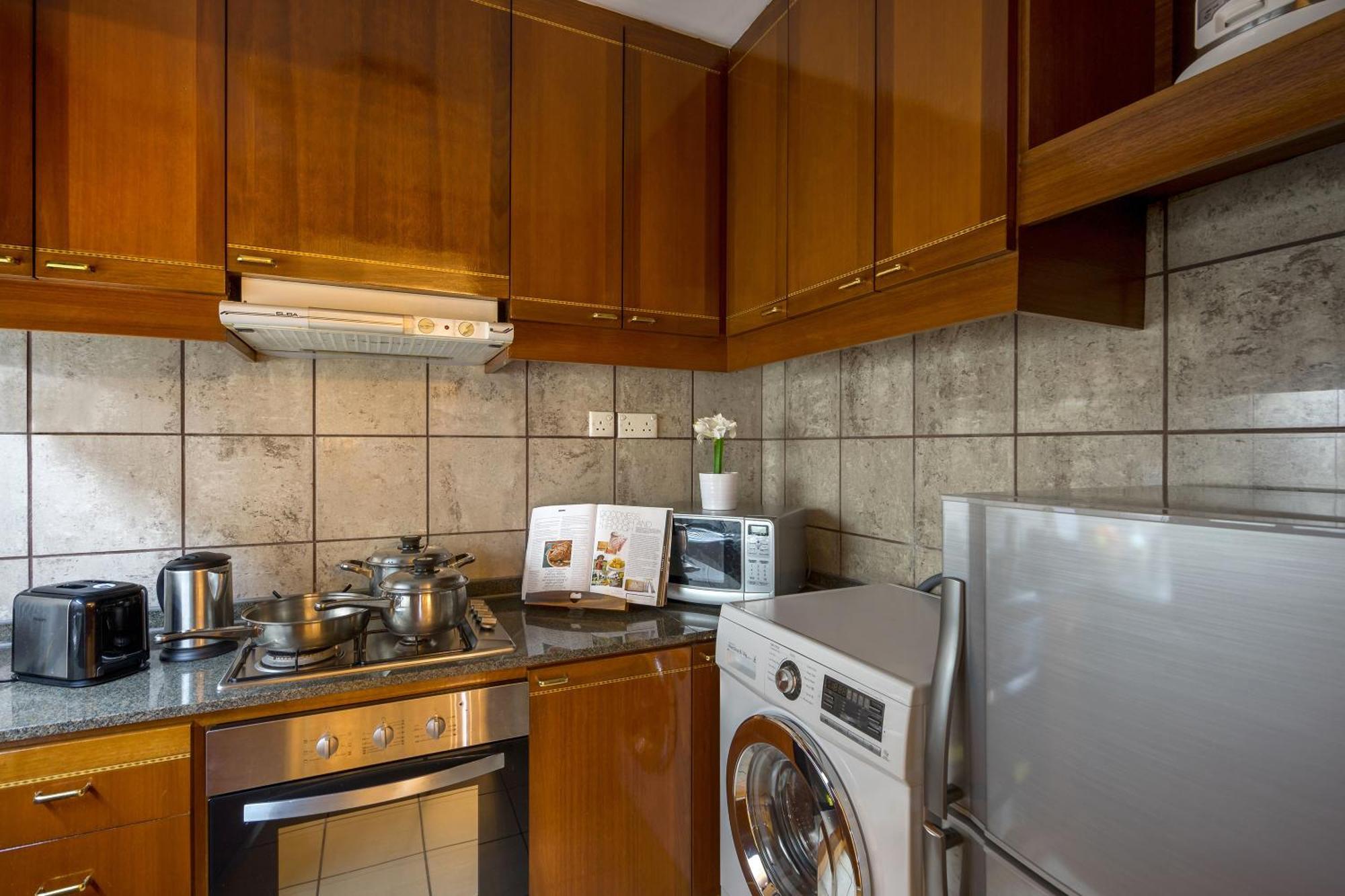 Deluxe Two-Bedroom Apartment